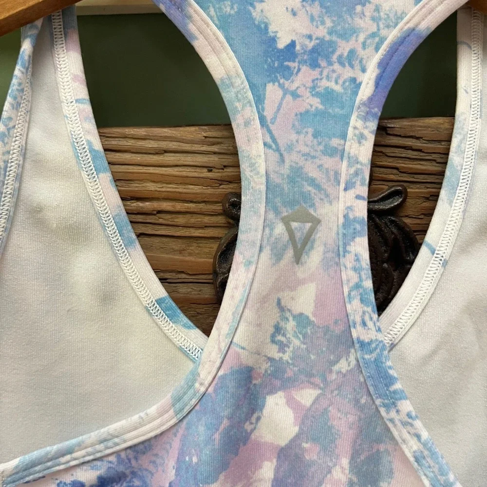 Ivivva by Lululemon Girls Size 12 Racerback Tank Top Blue Purple Leaf Print P6
